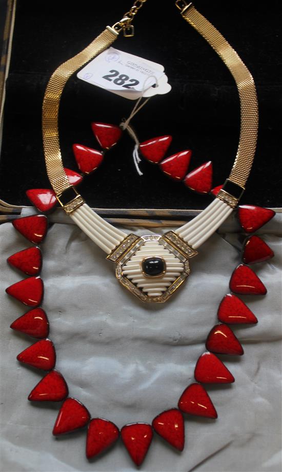 1955 Danish ceramic necklace by Alice Lund & necklace by Grosse(-)